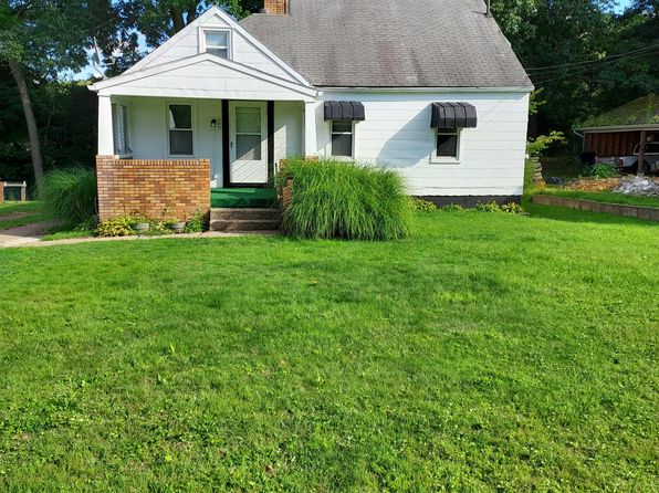 209 Guy St