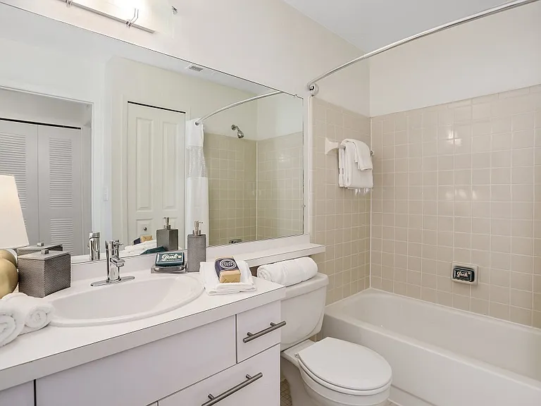 Saddle Creek Apartments — Photo 5