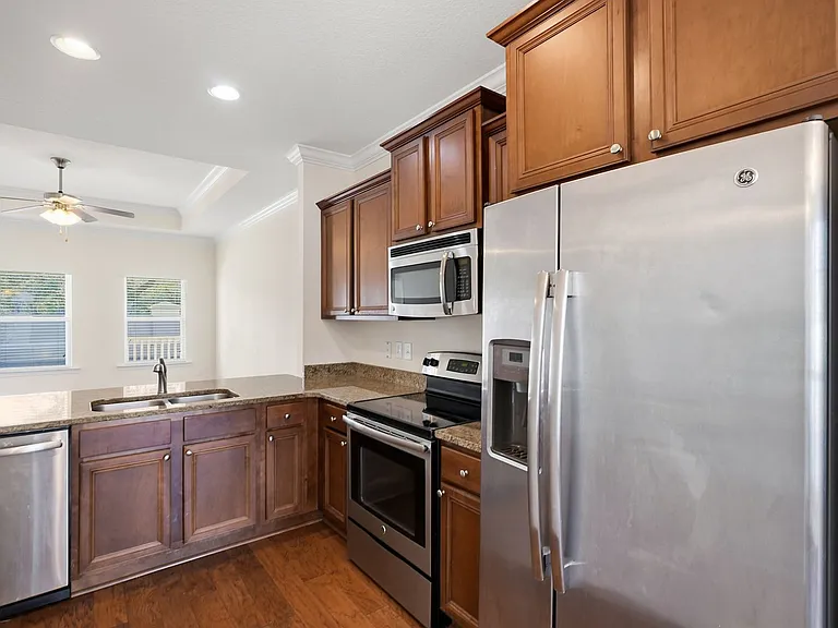 4805 Stellata Ln — Photo 4
