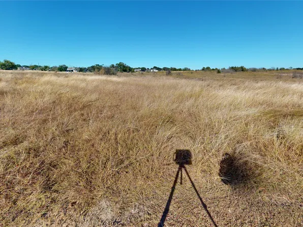 2611 Country Spring Rd, Lorena, TX 76655