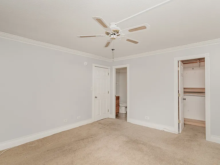 111 S Baybrook Dr — Photo 9