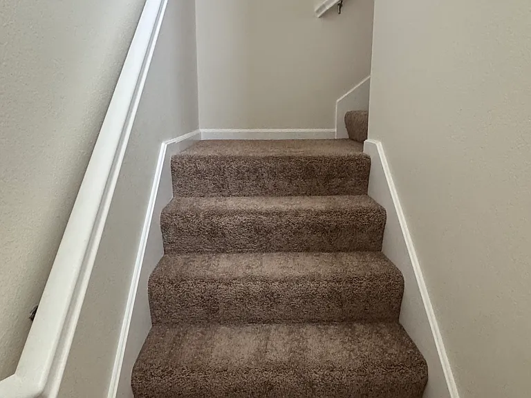 1195 Westbury Dr — Photo 2