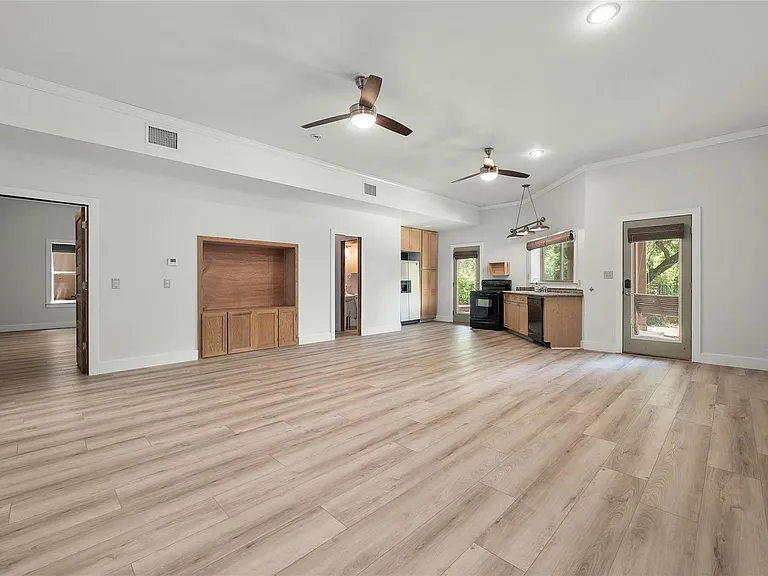 101 Firebird St — Photo 24