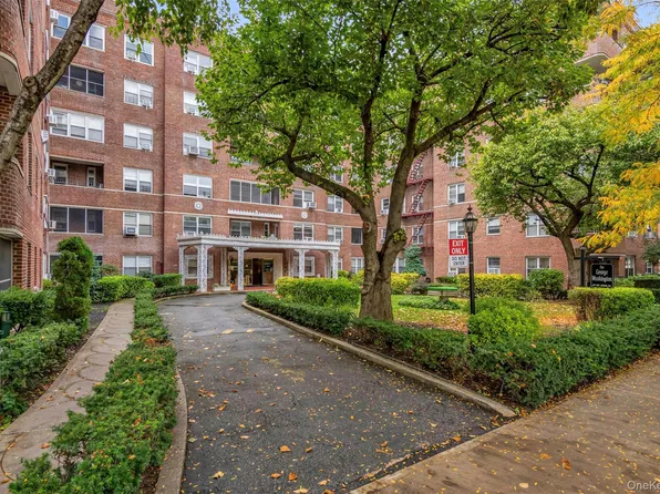67-66 108 Street #A58, Forest Hills, NY 11375