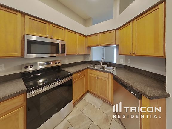 5th image of 4513 Tina Ln