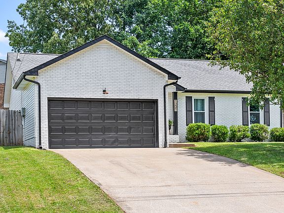 2nd image of 1221 Verkler Dr