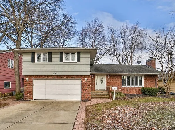 1525 Red Jacket Rd, Grand Island, NY 14072