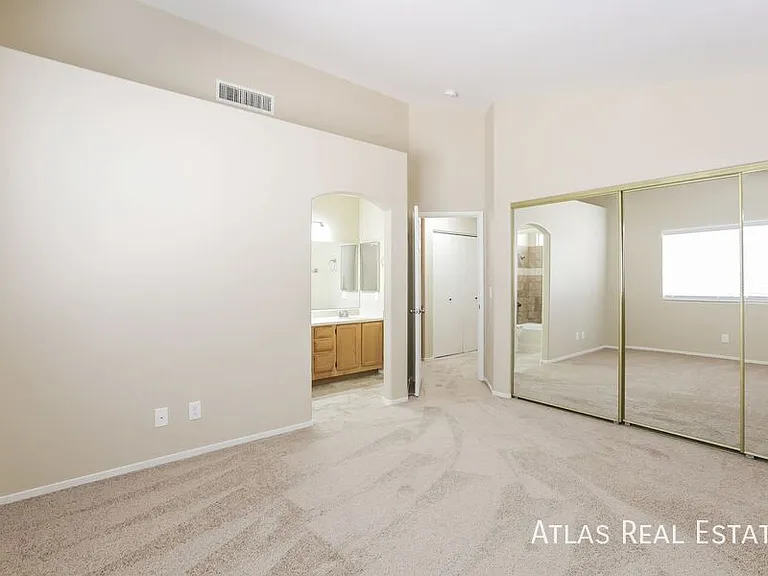 6398 Cedar Breaks Ave — Photo 7