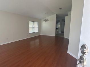 8796 Chambore Dr, Jacksonville, FL 32256