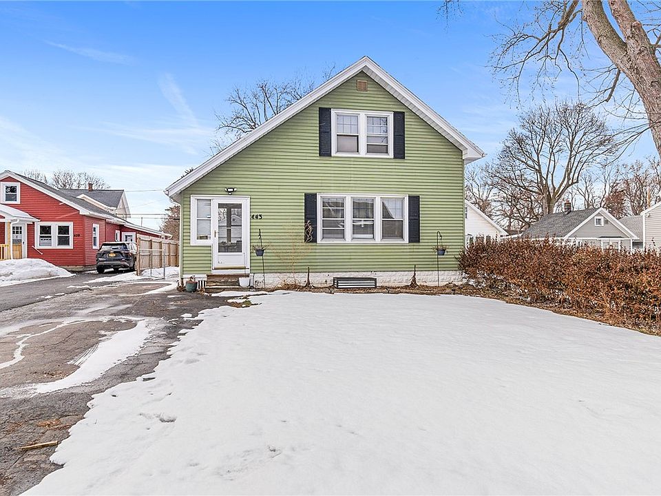 1st image of 443 Crossfield Rd