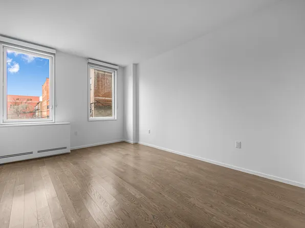 202 Eight Street image 1 of 20