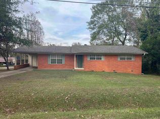 3901 Redwood Trl, Marshall, TX 75672