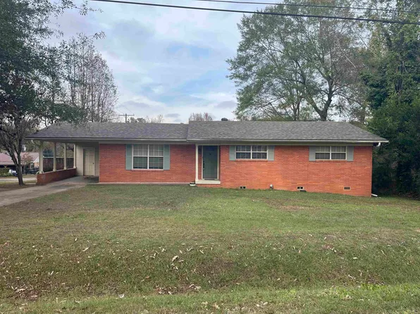 3901 Redwood Trl, Marshall, TX 75672