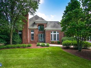 55 Burlington Beach Rd, Valparaiso, IN 46383