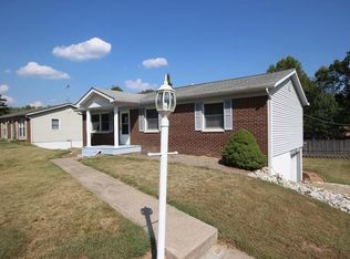 5809 Dogwood Ln, Godfrey, IL