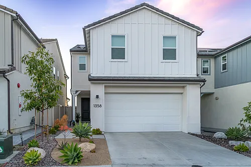 1358 Blue Port Way Photo 1