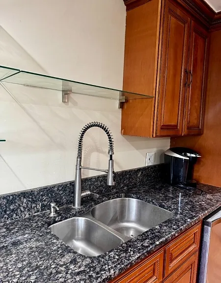 675 S Springfield Ave #2 — Photo 5