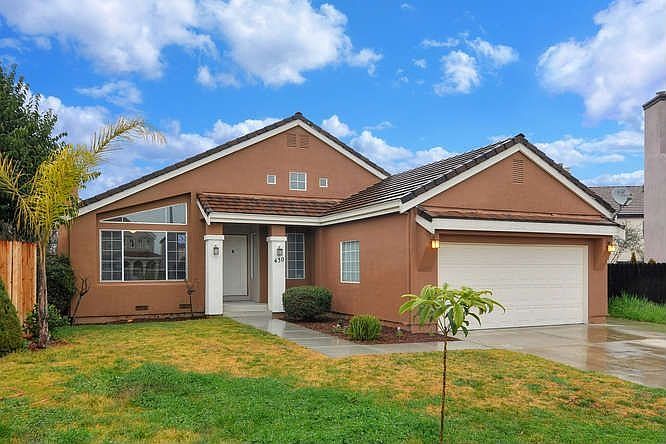 1st image of 430 Bordeaux Pl