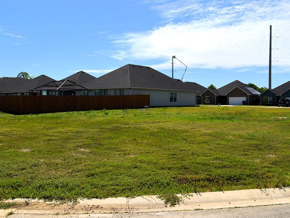 1st image of 321 Preston Rd