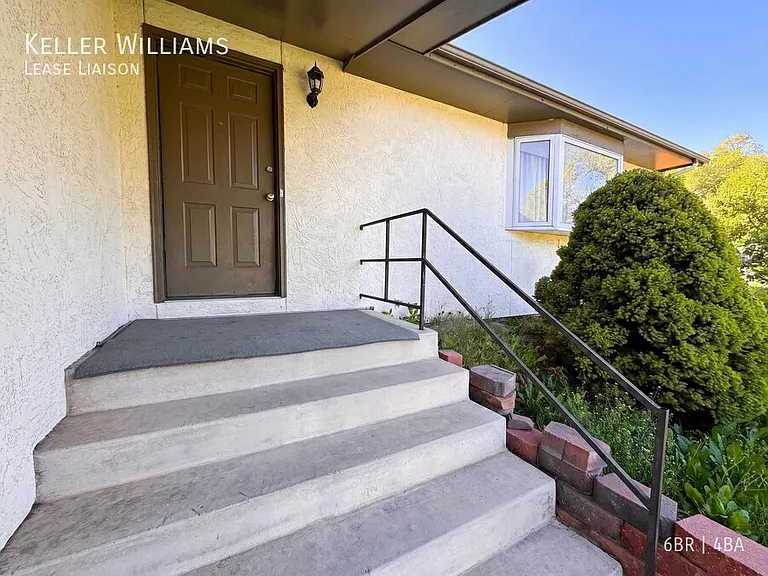 6990 Snowbird Dr — Photo 3