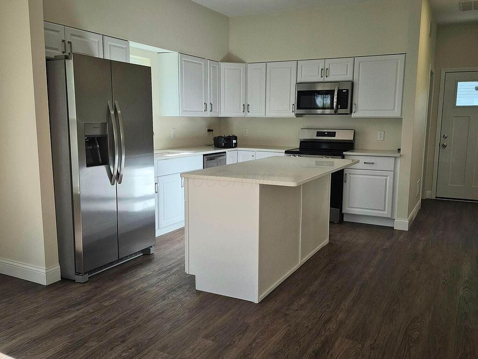 2nd image of 679 Stambaugh Ave