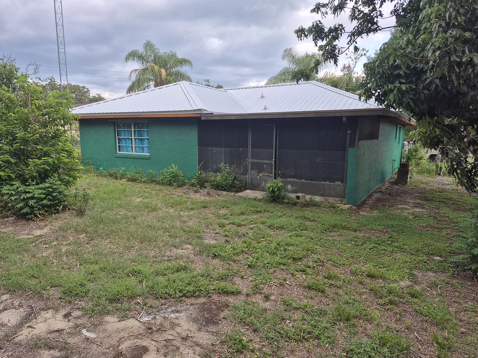2 bed, 1398 sqft, $1,600 — Photo 4