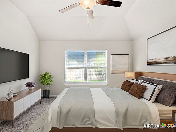 3rd image of 5338 Lancaster Dr
