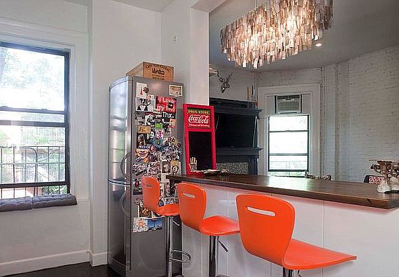 5th image of 161 W 105th St #4