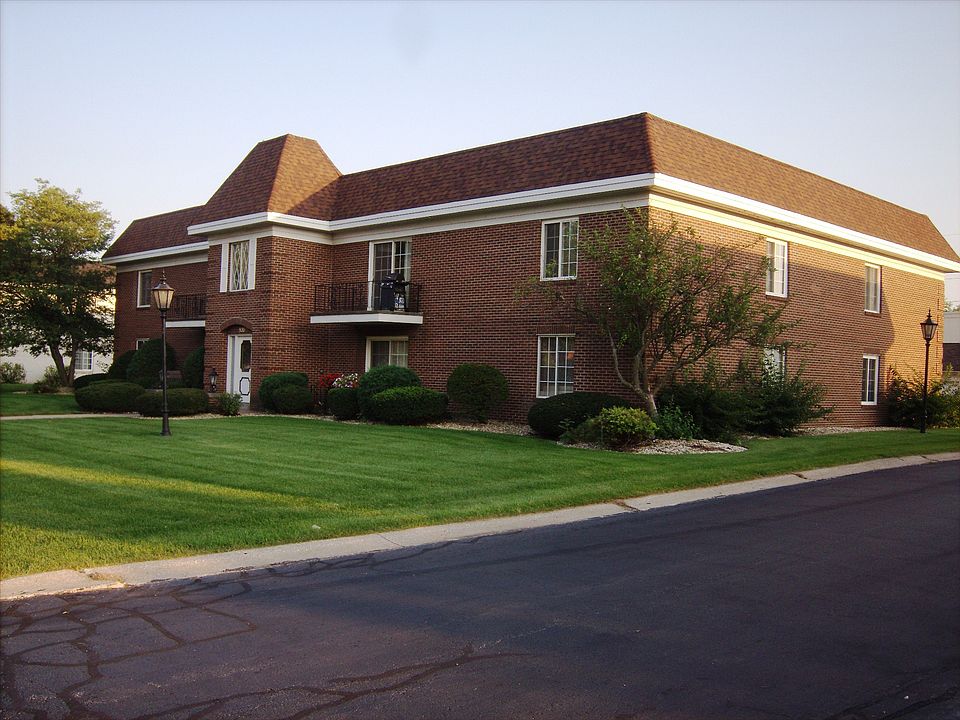 1st image of 920 Camellia Dr APT 3