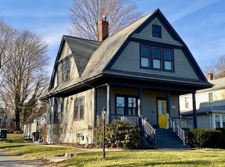 2773 Riverside Ave, Somerset, MA 02726