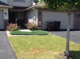 19629 Prairieview Dr, Rogers, MN 55374