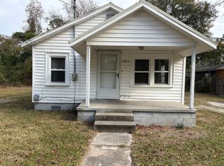 1805 College St, New Bern, NC 28562