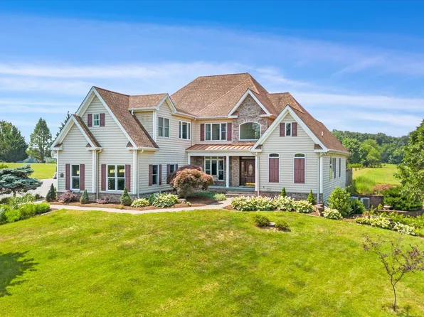 1638 Stone Chapel Rd, New Windsor, MD 21776