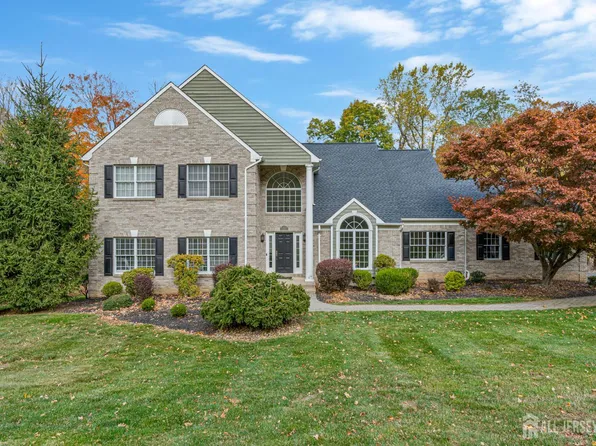 61 Christy Dr, Warren, NJ 07059