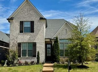 300 Cherokee Cir, Oakland, TN 38060