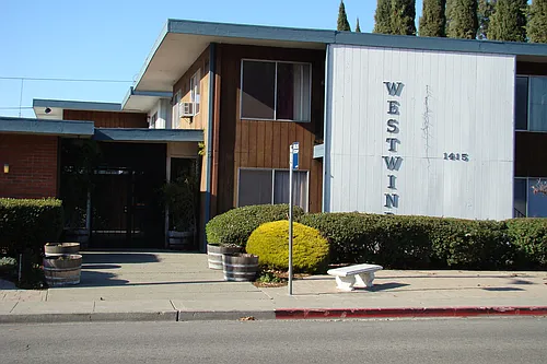 Westwind Apartments Photo 1