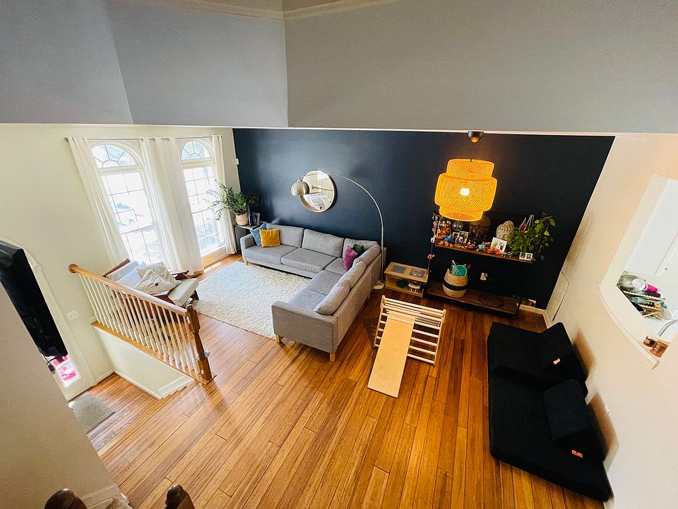 Main Floor/Living/Dining