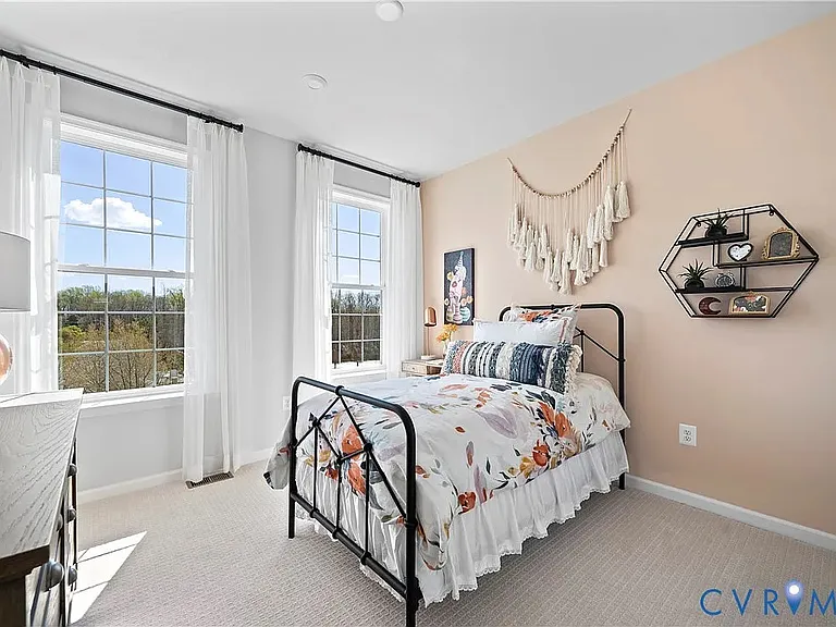 231 Brattice Dr — Photo 37