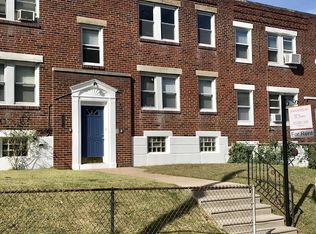 395 E Cliveden St #1/2-3, Philadelphia, PA 19119