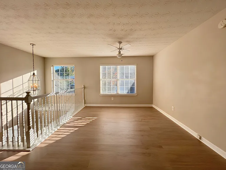 2751 Spence Ct — Photo 30