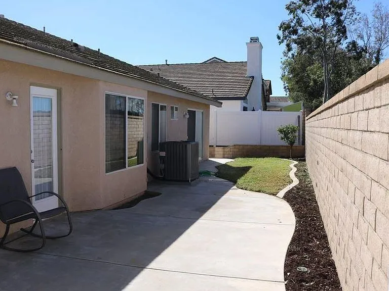832 Homestead Rd — Photo 23