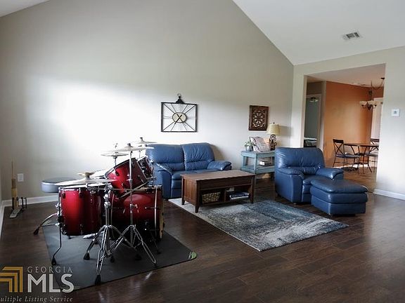 2nd image of 324 S Bridgeport Dr #73