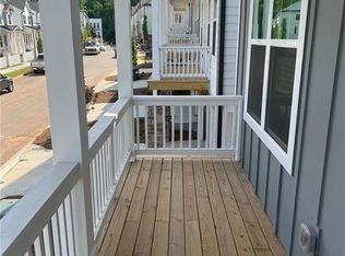 465 Bishop Ln, Woodstock, GA 30188
