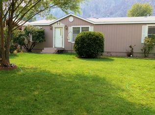 14920 Golden Delicious St, Entiat, WA 98822