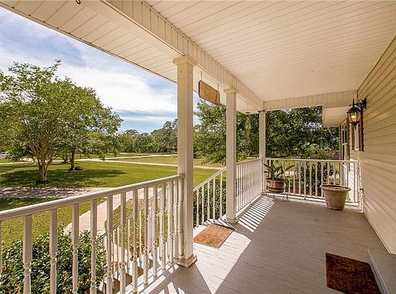 2nd image of 26485 Mandane Dr