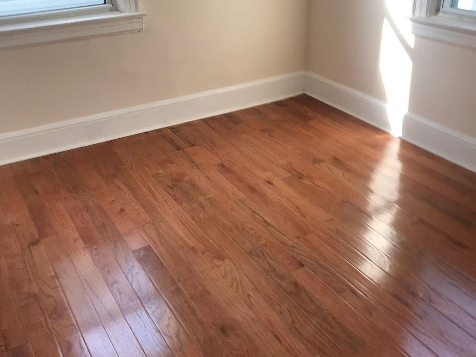 1st image of 11168 147th St Floor 2