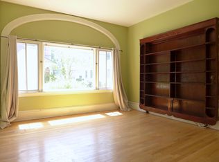 126 Harvard St, Brookline, MA 02446