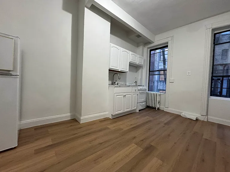 1490 1st Ave #3A — Photo 7