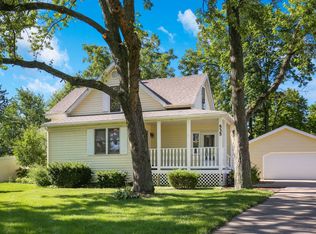535 W Woodland Ave, Lombard, IL