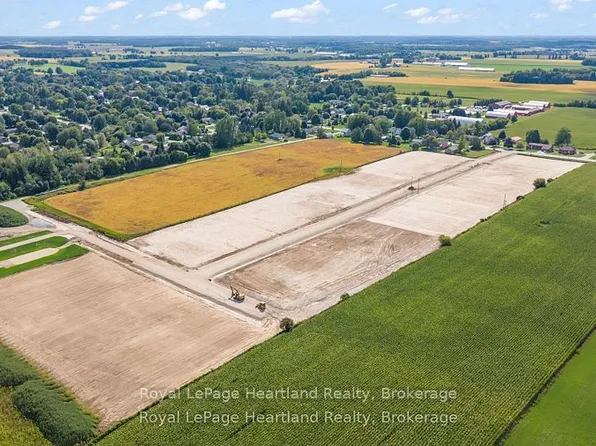 22 North St W, North Huron, ON N0G 2W0